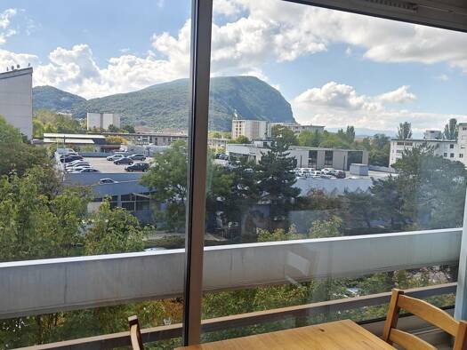 Colocation à louer 700 € 11 m² Étage 3/4 disponible dès maintenant Beulet-Ile de France Annemasse 74100