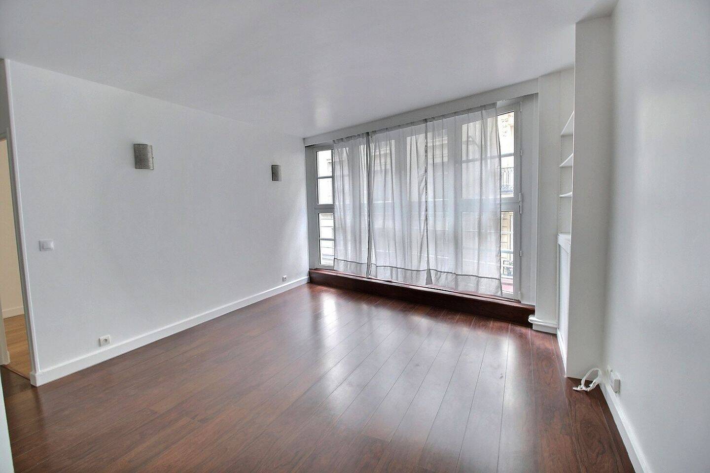Appartement 2 pièces 55 m² · à Paris 16ème Arrondissement · 55,3 m² · 2 200 €