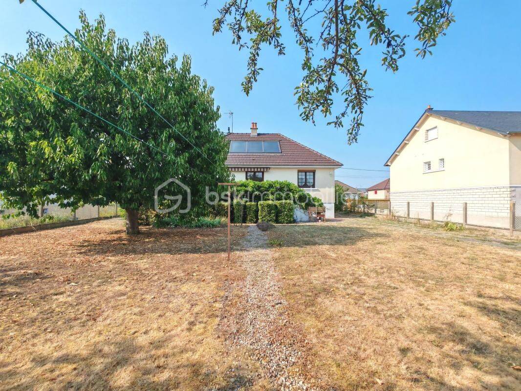 Maison 6 pièces 100 m² · à Montargis · 100 m² · 179 000 €
