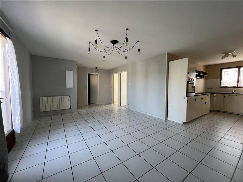 Appartement 3 pièces 60 m² · à Eysines · 59,8 m² · 812 €
