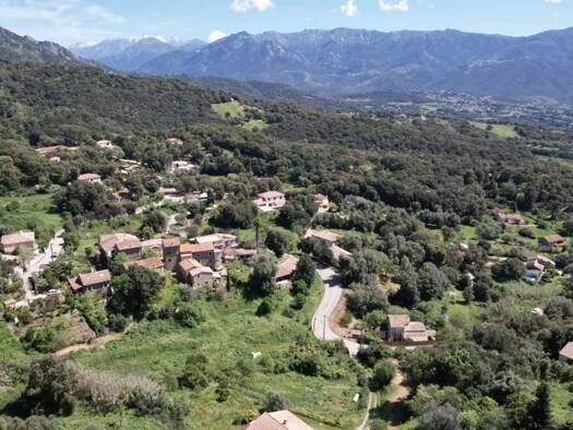 Terrain constructible à vendre 103 000 € 1 279 m² de terrain Valle-di-Mezzana 20167