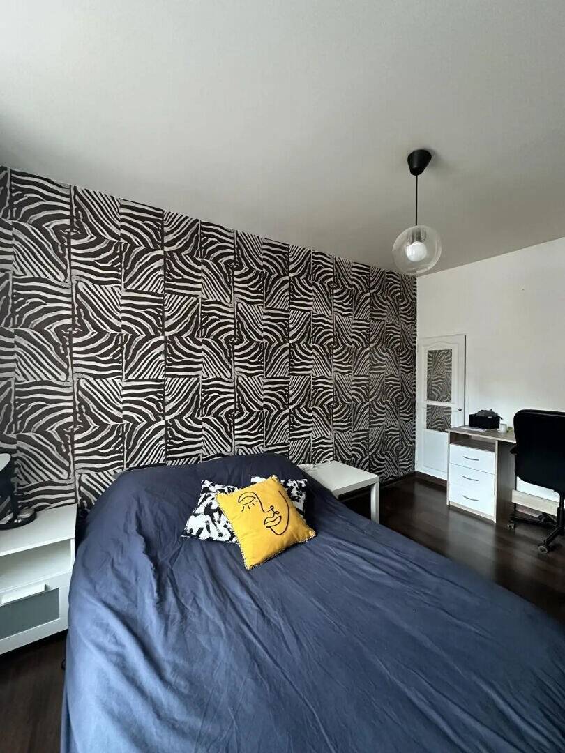 T2 DE 31.42 m2 RUE DE SERRIGNY — 4