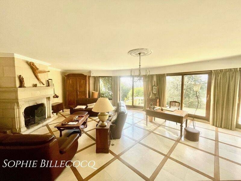 Maison 8 pièces 248 m² · à Argenteuil · 248 m² · 690 000 €