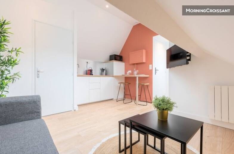 Appartement à louer 850 € 1 pièce 40 m² disponible dès maintenant Centre Lille 59800