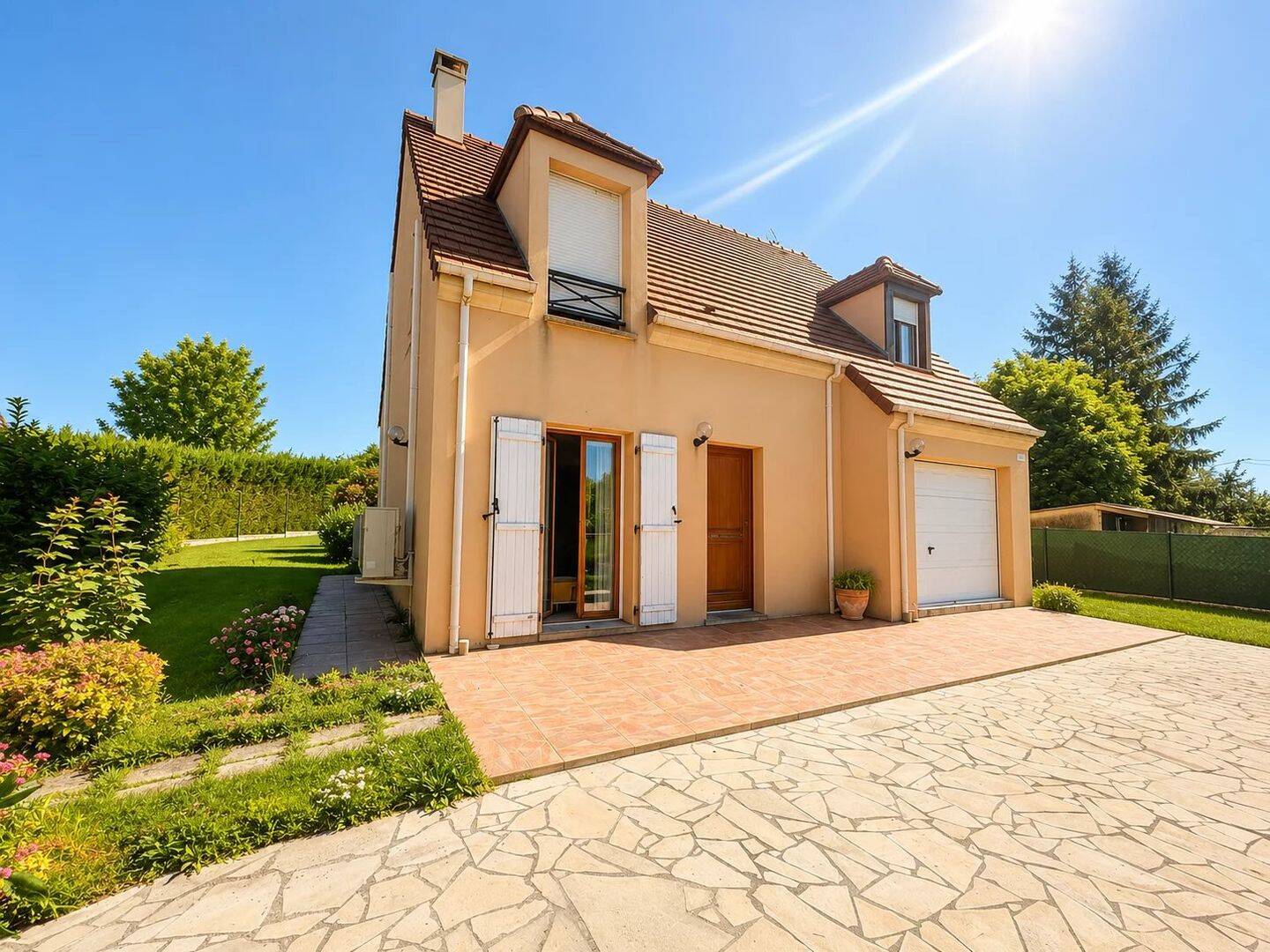 Maison 5 pièces 97 m² · à Rozay-en-Brie · 97 m² · 297 000 €
