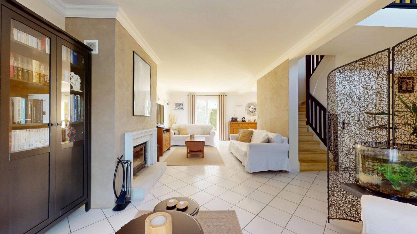 Maison 6 pièces 127 m² · à Chennevières-sur-Marne · 127 m² · 546 000 €