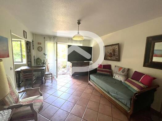 Appartement à vendre 189 900 € 3 pièces 2 chambres 65 m² Étage 1/4 La Villedieu Reaux Élancourt 78990