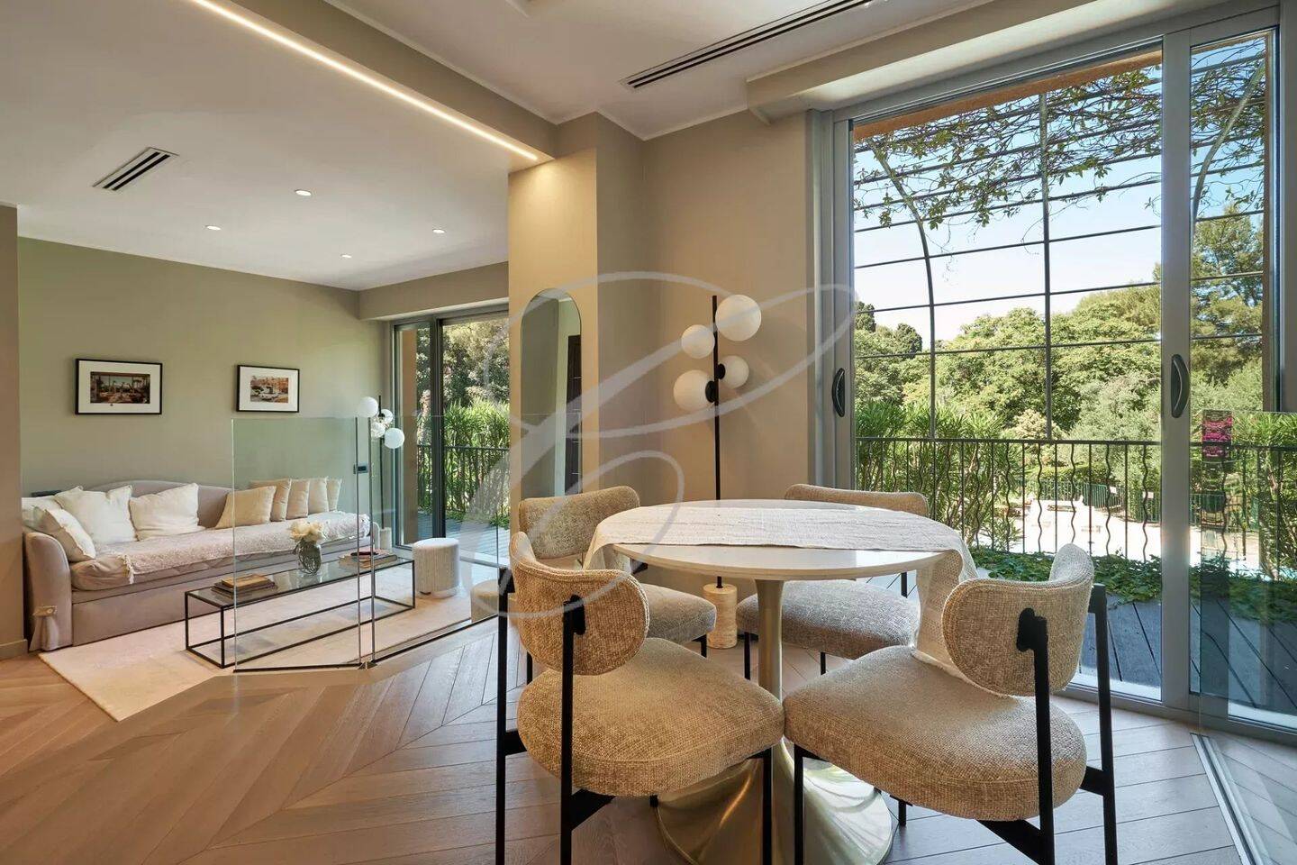 Appartement 3 pièces 88 m² · à Roquebrune-Cap-Martin · 87,7 m² · 890 000 €
