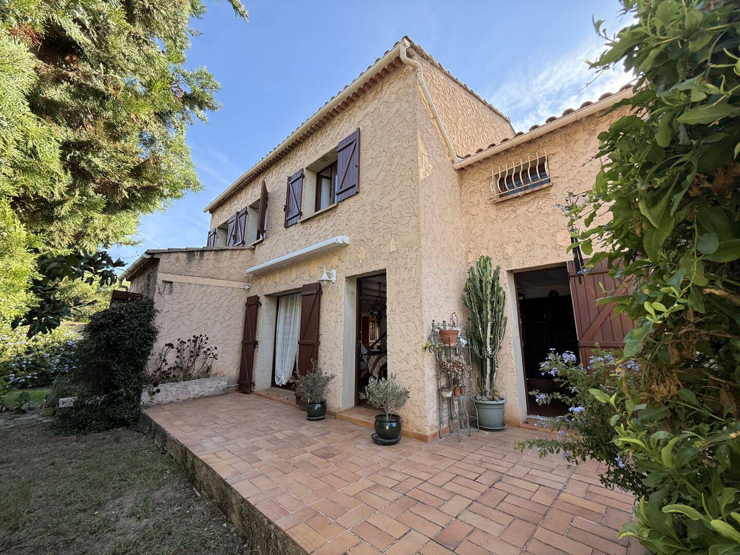 Maison 7 pièces 151 m² · à Six-Fours-les-Plages · 151 m² · 530 000 €
