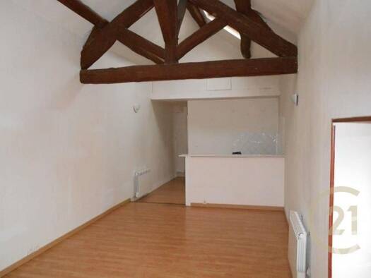 Appartement à vendre 93 000 € 3 pièces 2 chambres 61,1 m² 1er étage Champagne-sur-Seine 77430