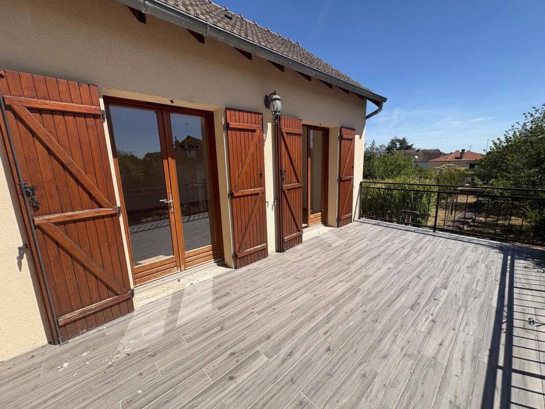 Maison 5 pièces 154 m² · à Bourges · 154 m² · 185 000 €