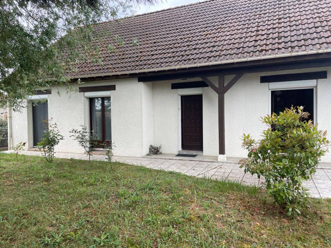 Maison 7 pièces 152 m² · à Châtillon-sur-Loire · 152 m² · 165 000 €