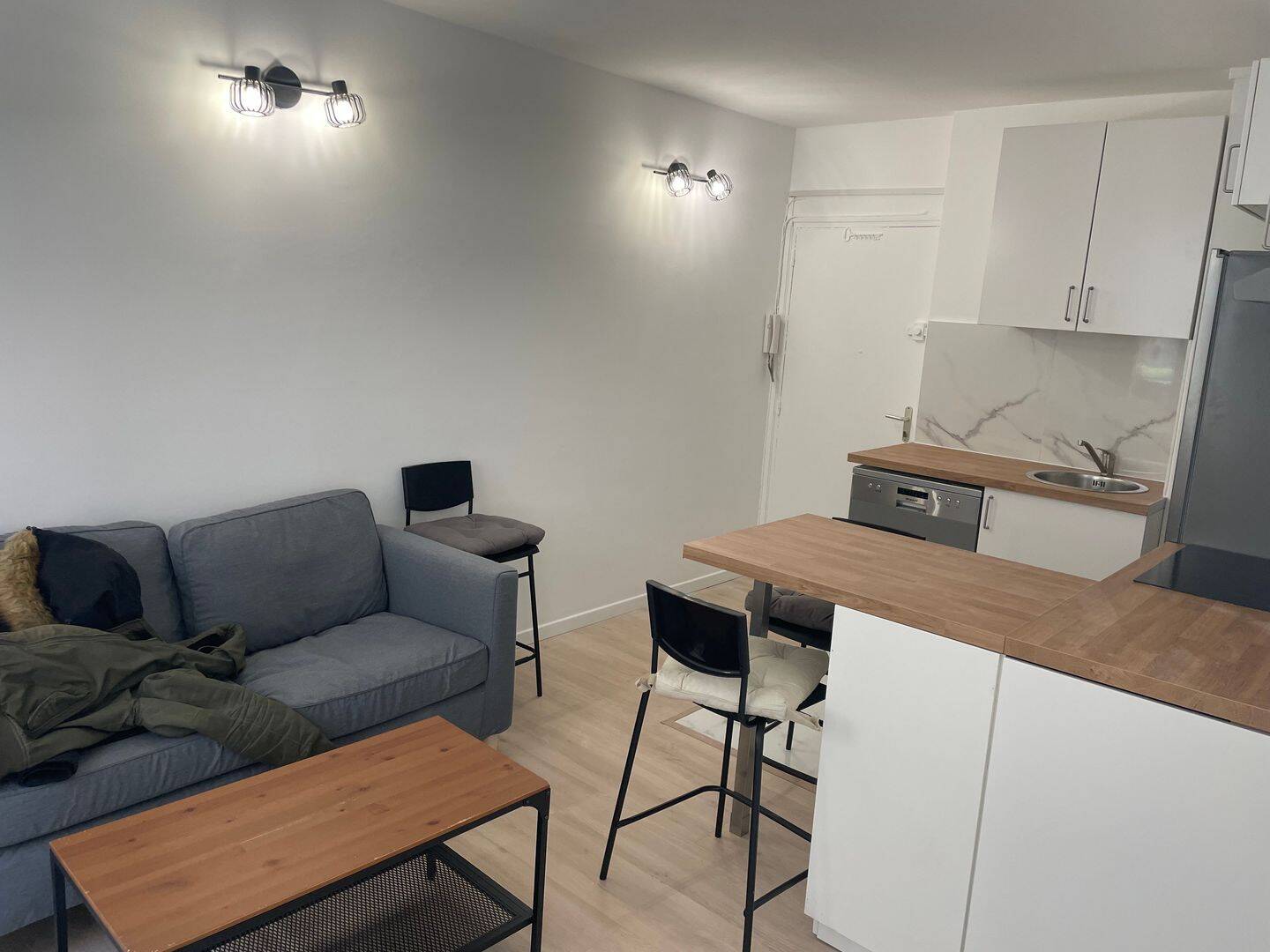 Appartement 2 pièces 28 m² · à Paris 15ème Arrondissement · 28 m² · 1 300 €