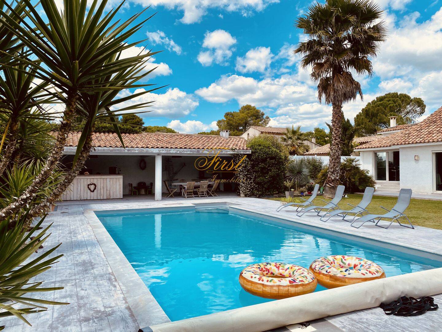 Maison 5 pièces 168 m² · à Sussargues · 168 m² · 2 605 €