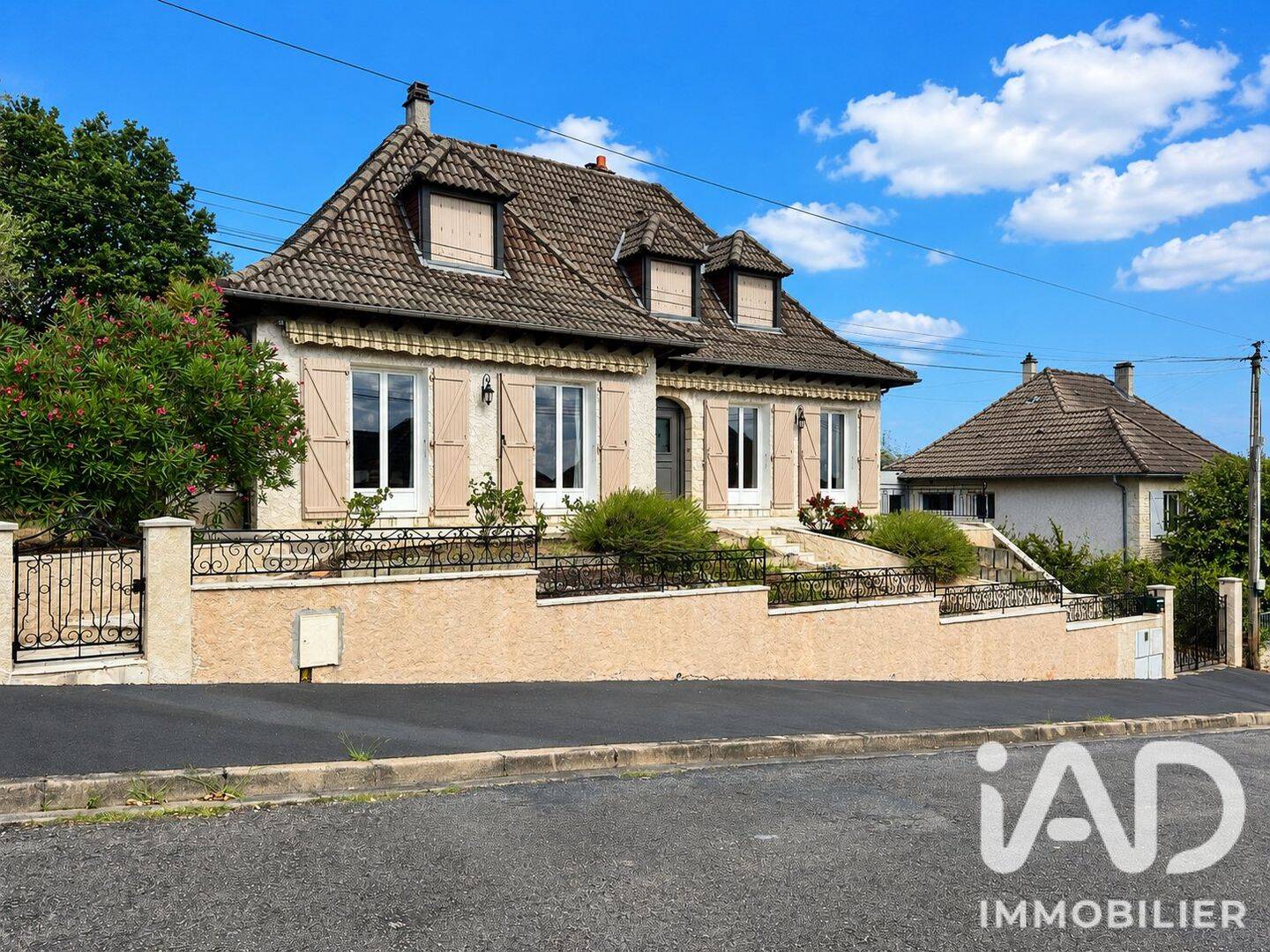 Maison 7 pièces 162 m² · à Brive-la-Gaillarde · 162 m² · 279 500 €