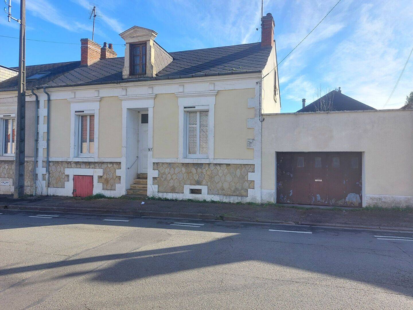 Maison 6 pièces 110 m² · à Bourges · 110 m² · 117 500 €