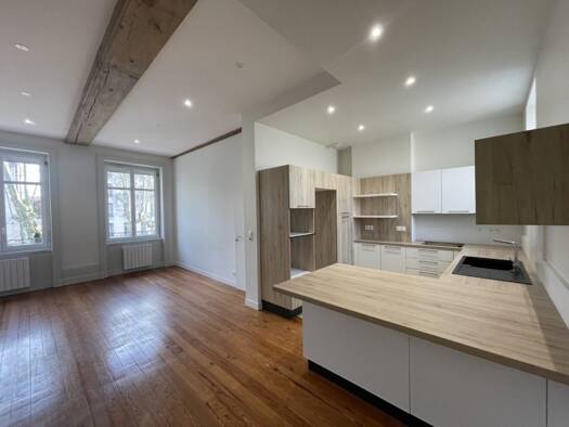 Appartement à louer 1 111 € 2 pièces 1 chambre 58 m² 2ème étage Flammarion Lyon 4ème arrondissement 69004