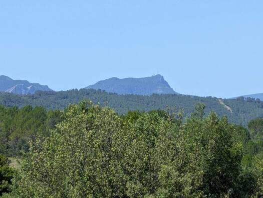 Terrain constructible à vendre 164 000 € 23 718 m² de terrain Carcès 83570