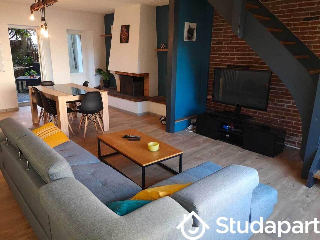 1 pièce 12 m² · à Cholet · 12 m² · 400 €