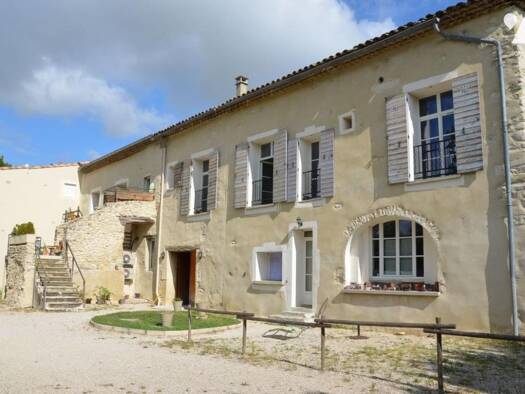 Immeuble à vendre 660 000 € 452 m² La Bégude-de-Mazenc 26160