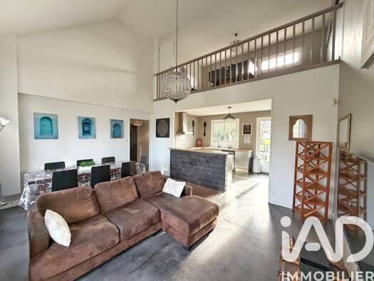 Maison à vendre 295 000 € 5 pièces 4 chambres 124 m² 699 m² de terrain Le Futuroscope Jaunay-Clan 86130