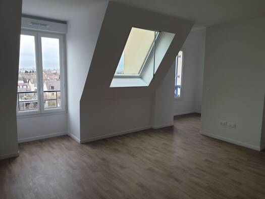 Appartement à louer 1 050 € 3 pièces 1 chambre 52 m² Étage 4/4 Jean Duclos Le Blanc-Mesnil 93150