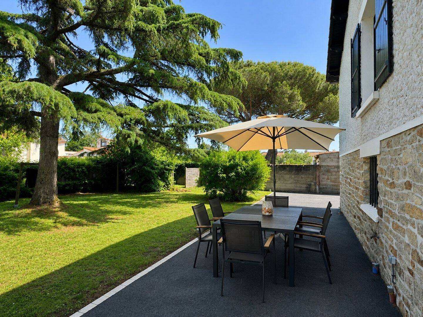 Maison 7 pièces 140 m² · à Clisson · 140 m² · 575 900 €