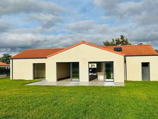 Maison à vendre 452 600 € 1 pièce 4 chambres 143 m² 815 m² de terrain Agglomeration Ouest-Sud Ouest Sèvremoine 49450