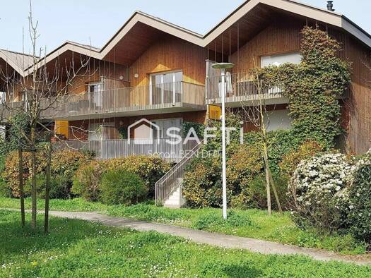 Appartement à vendre 259 500 € 3 pièces 2 chambres 65 m² Étage 2/2 Cimetiere Nord-Petit Bruges Bruges 33520