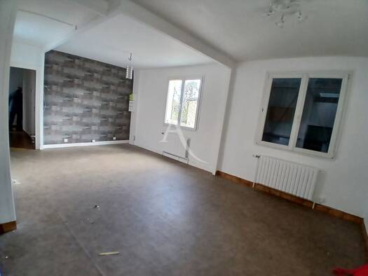 Maison à louer 700 € 3 pièces 2 chambres 71 m² Le Boupère 85510