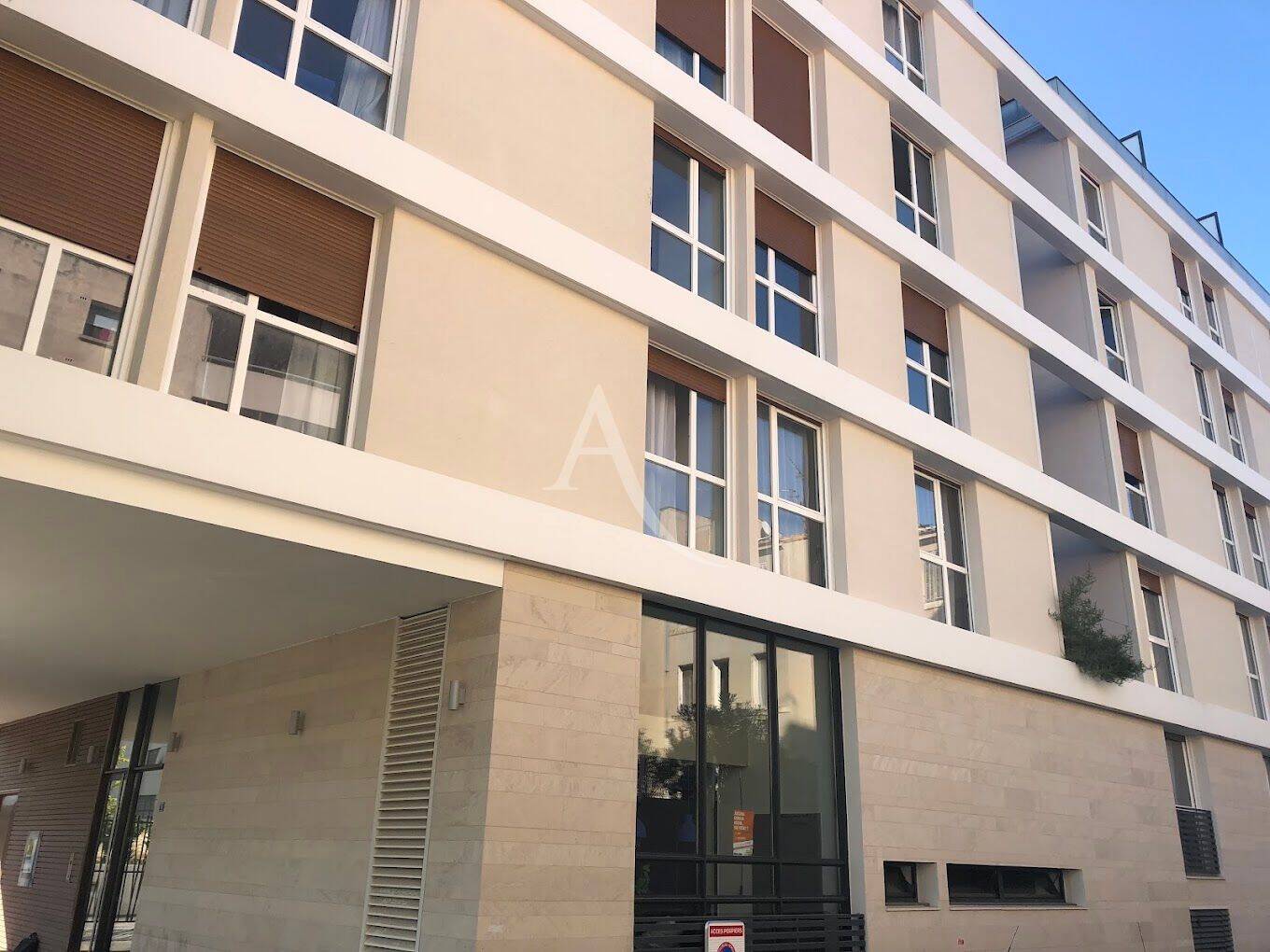 Appartement 2 pièces 33 m² · à Marseille 5ème Arrondissement · 32,8 m² · 100 661 €