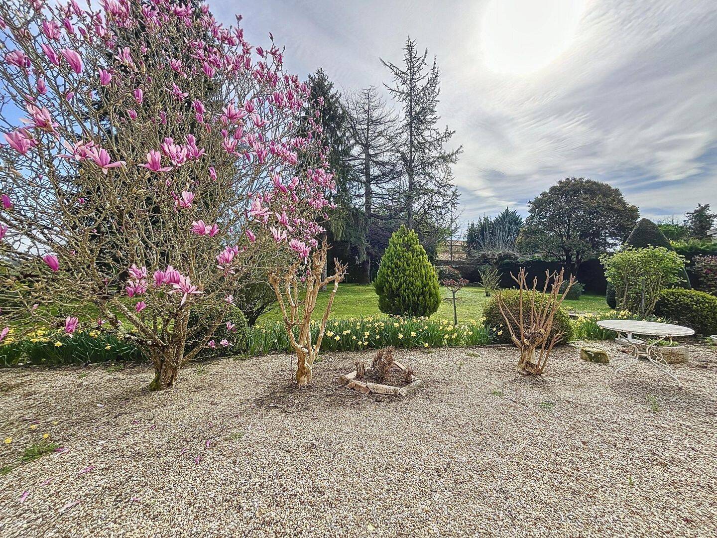 Maison 10 pièces 264 m² · à Créon · 264 m² · 295 000 €