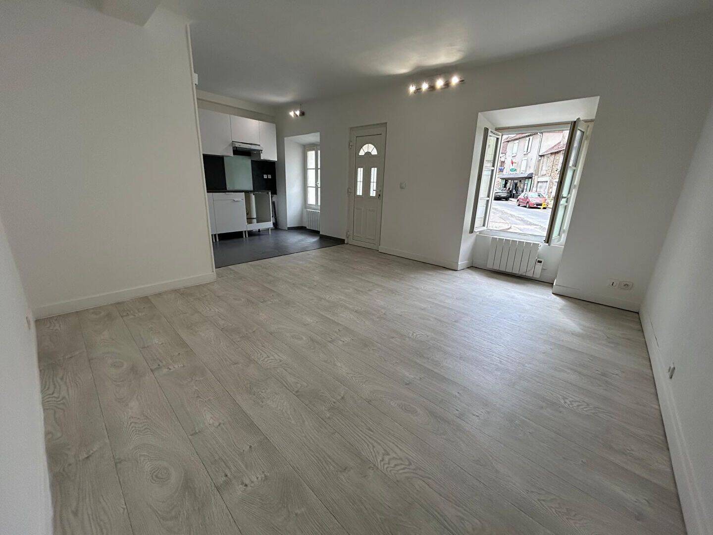 Appartement 1 pièce 25 m² · à Soignolles-en-Brie · 24,7 m² · 550 €/mois