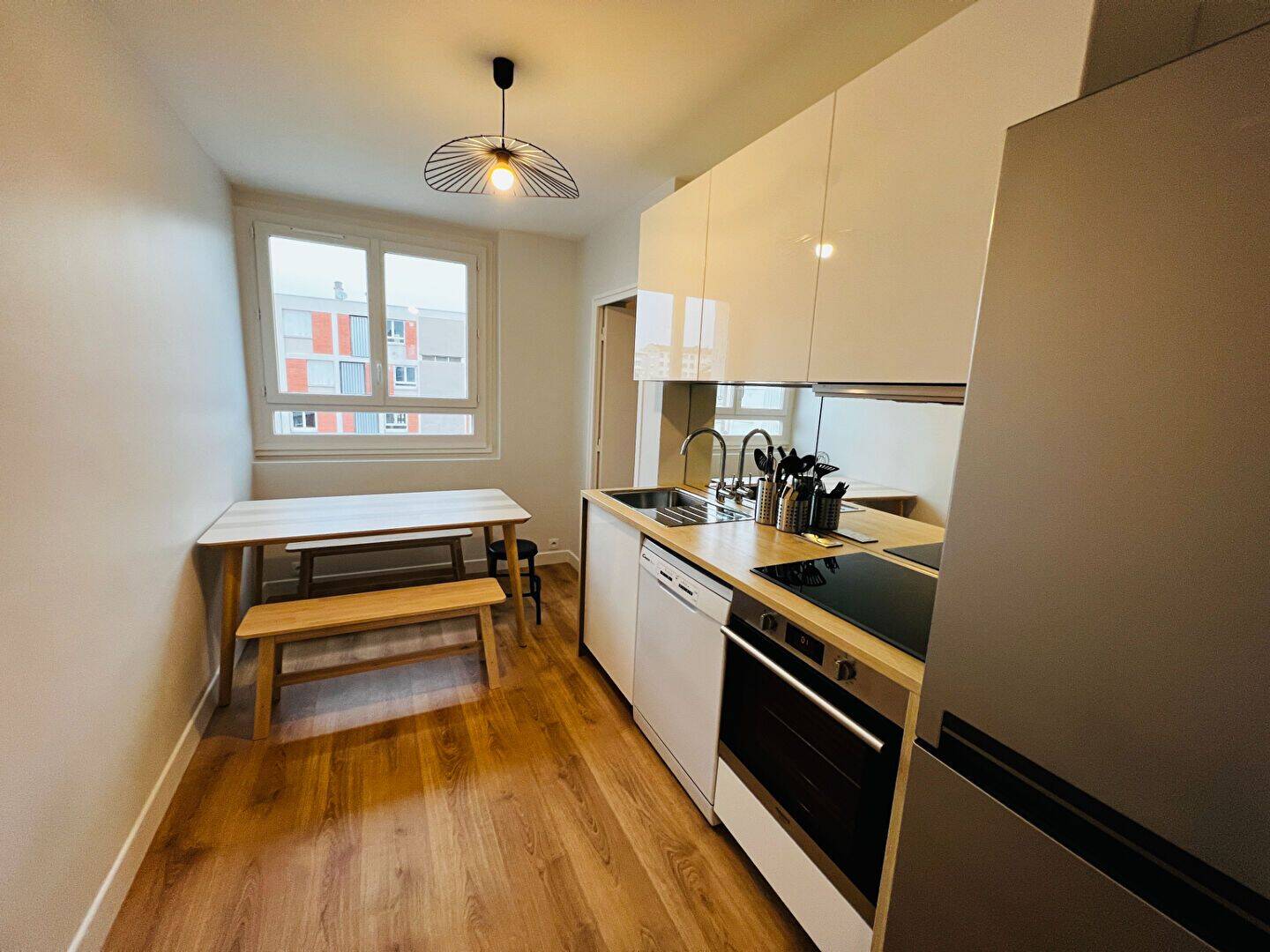 4 pièces 66 m² · à Villeurbanne · 66,4 m² · 550 €/mois