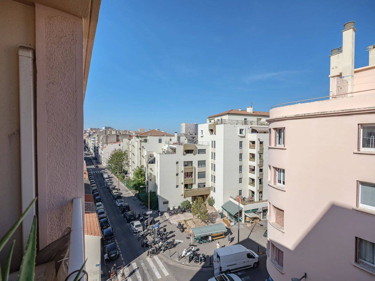 Appartement 3 pièces 63 m² · à Marseille 7ème Arrondissement · 63 m² · 280 000 €