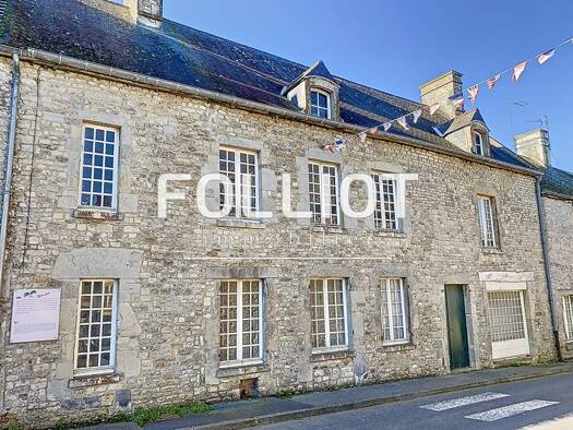 Maison à vendre 255 000 € 8 pièces 5 chambres 180 m² 1 379 m² de terrain Sainte-Marie-du-Mont 50480