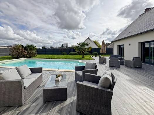 Maison à vendre 650 000 € 8 pièces 4 chambres 162 m² 1 000 m² de terrain Cormier-Miltiere-Husseau Montlouis-sur-Loire 37270