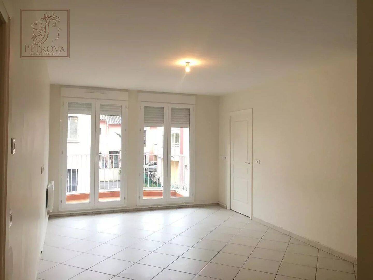Appartement 4 pièces 94 m² · à Saint-André-de-la-Roche · 94,2 m² · 1 580 €