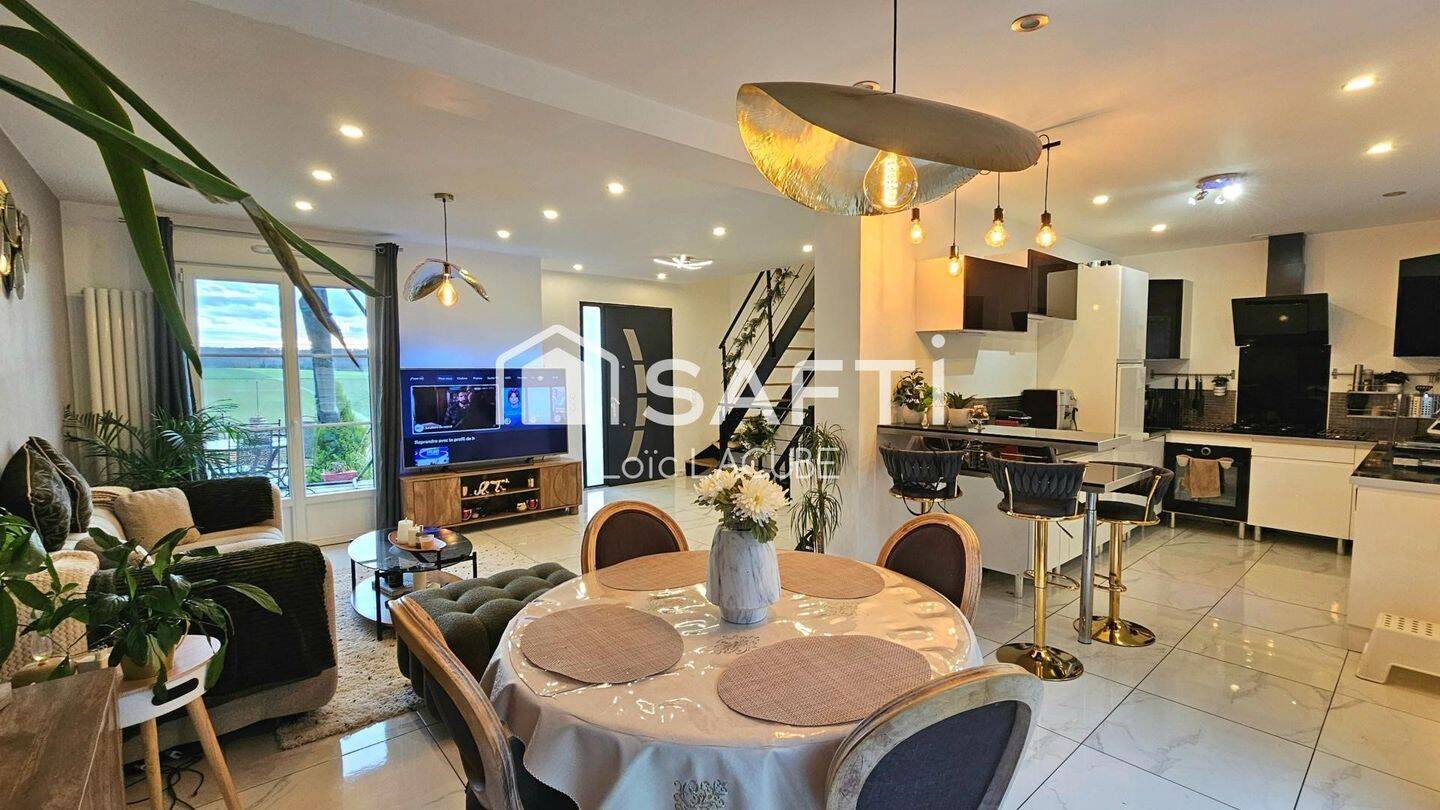 Maison 6 pièces 116 m² · à Jouars-Pontchartrain · 116 m² · 579 000 €
