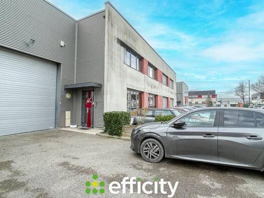 Local commercial à vendre 777 000 € 534 m² de surface de vente Champ-Blanc Décines-Charpieu 69150