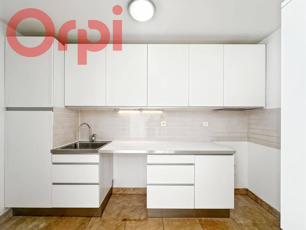 Appartement 3 pièces 68 m² · à Vals-les-Bains · 67,9 m² · 720 €