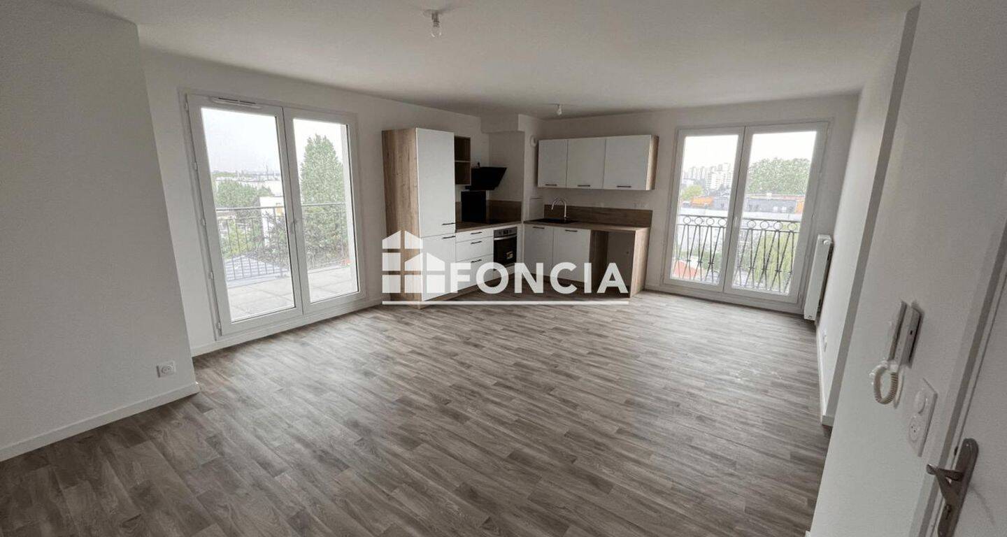 Appartement 4 pièces 71 m² · à Le Blanc-Mesnil · 70,5 m² · 1 233 €