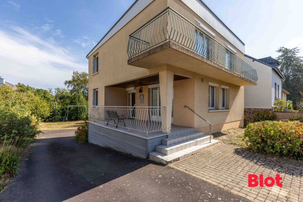 Maison 6 pièces 125 m² · à Montfort-sur-Meu · 125 m² · 315 000 €