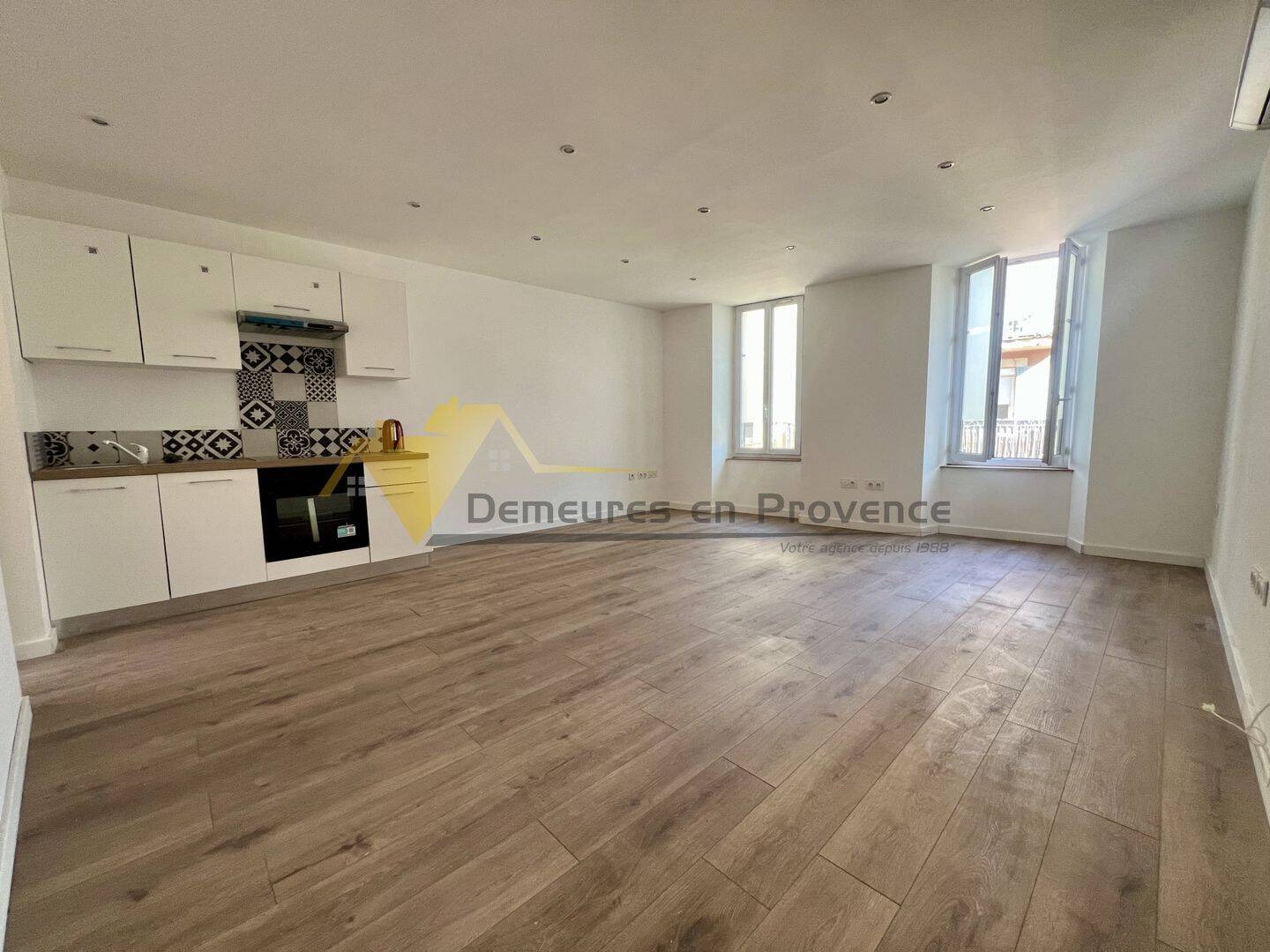 Appartement 3 pièces 65 m² · à Vaison-la-Romaine · 65 m² · 780 €