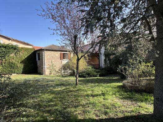 Maison à vendre 199 000 € 8 pièces 3 chambres 117 m² 1 142 m² de terrain Roanne 42300