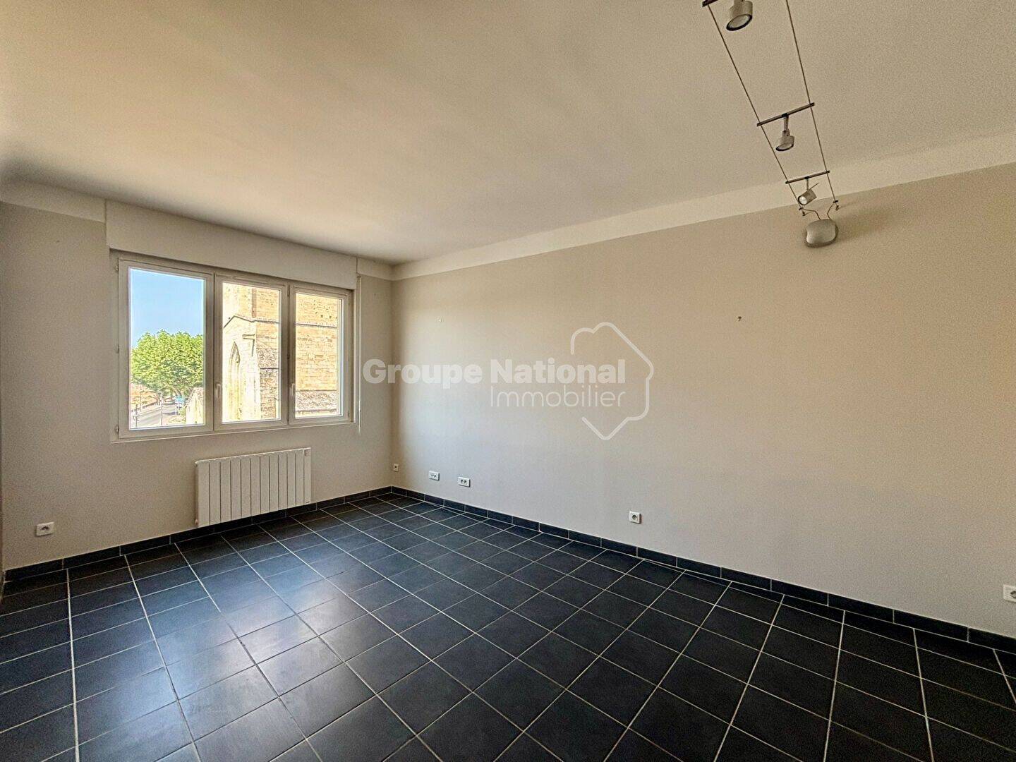 Appartement 3 pièces 75 m² · à Tarascon · 74,7 m² · 690 €