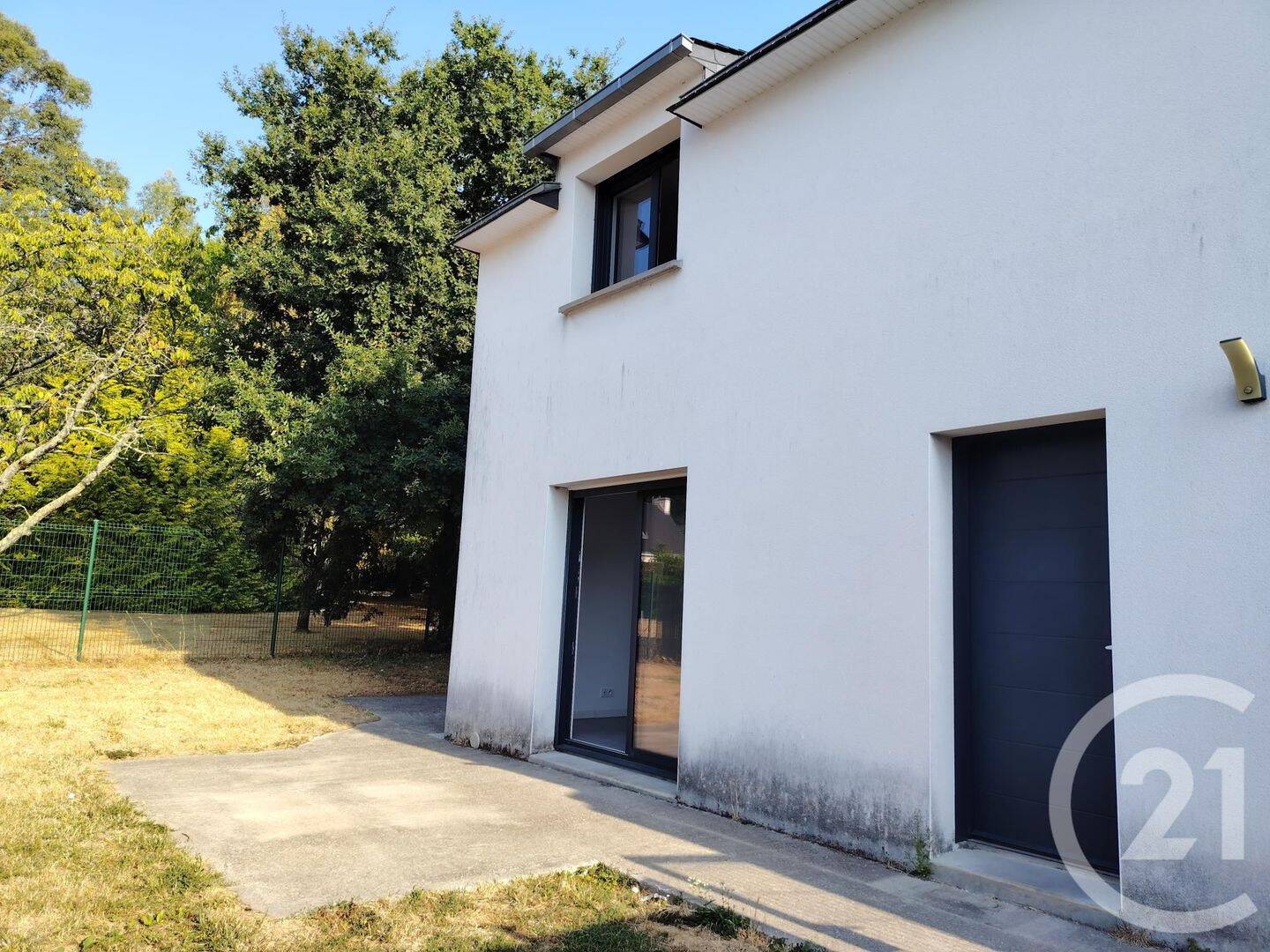 Maison 6 pièces 117 m² · à Theix-Noyalo · 117 m² · 1 200 €/mois