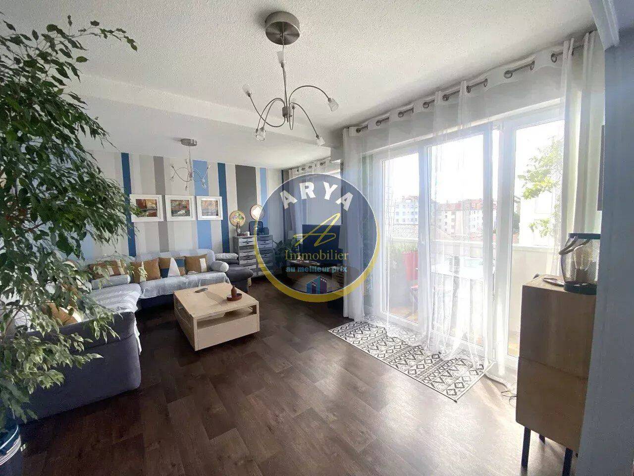 Appartement 5 pièces 86 m² · à Dijon · 86,1 m² · 220 000 €