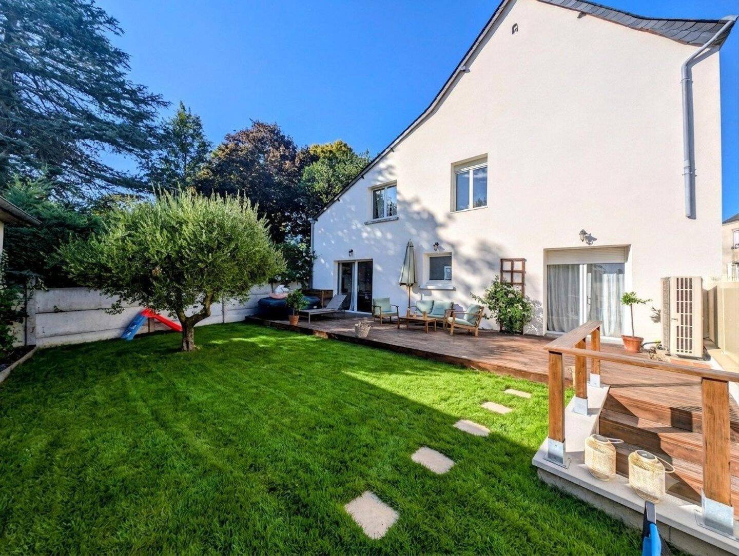 Maison 7 pièces 175 m² · à Prée-d'Anjou · 175 m² · 268 000 €