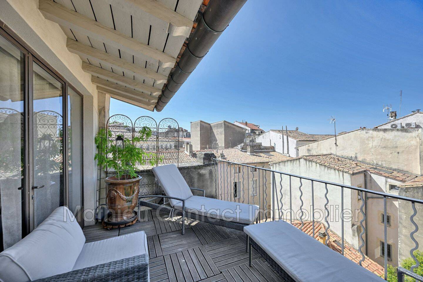 Appartement 5 pièces 110 m² · à Nîmes · 109,7 m² · 1 350 €